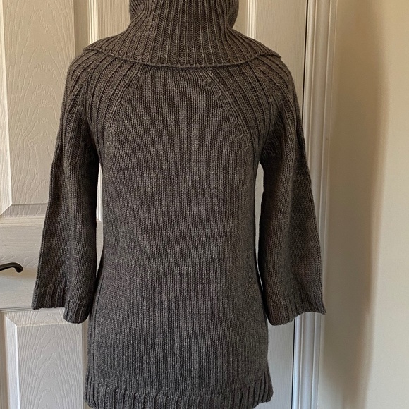 Joe Chunky Grey Sweater with Cowl Neck/Turtleneck and 3/4 Bell Sleeves, Size S - Picture 6 of 10